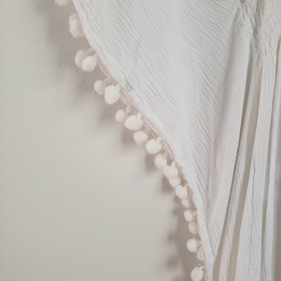 Francesca’s Swim Cover Up Embroidered White Tunic - Picture 6 of 8